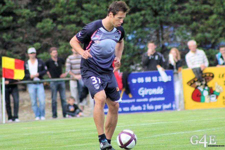 Krychowiak échauffement amical