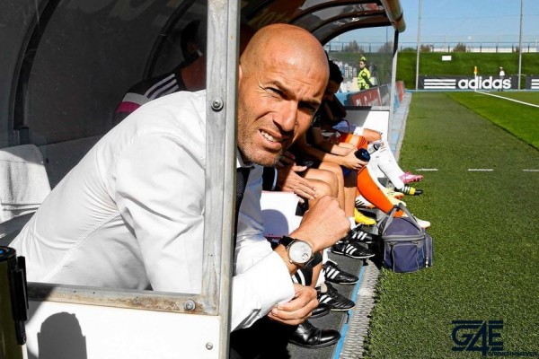 Zinedine Zidane iconsport_mar_261014