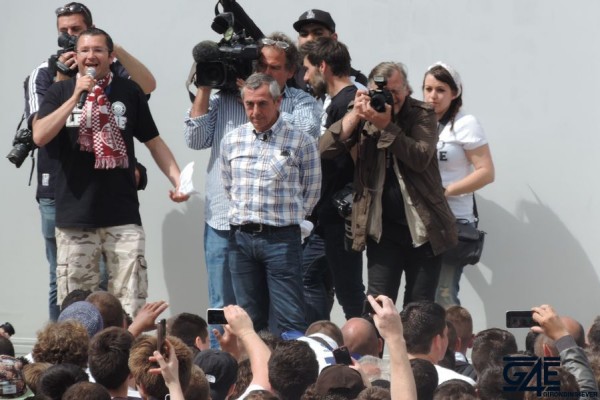 Alain Giresse, Place de la République avec les anciens joueurs (24)