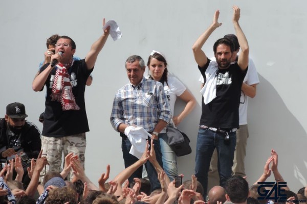 Alain Giresse, Place de la République avec les anciens joueurs (26)