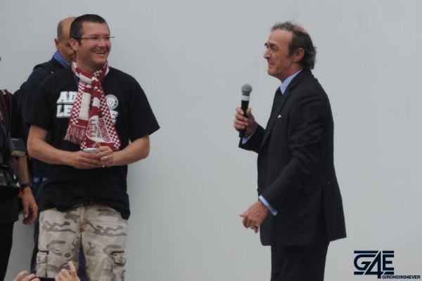 Place de la République avec les anciens joueurs (31)