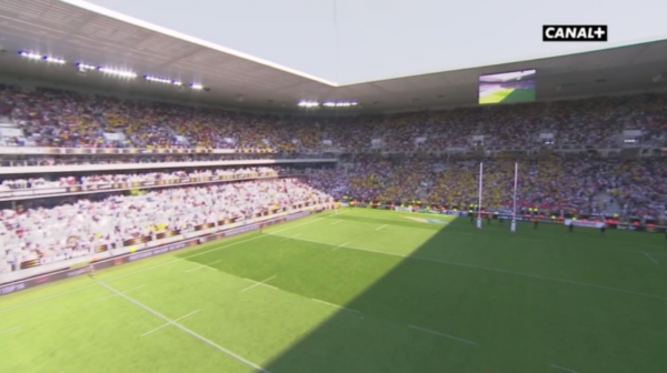 Nouveau stade pelouse rugby