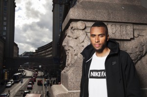 Fotboll, Isaac Kiese Thelin