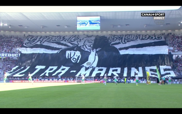 Supporters Tifo Ultramarines