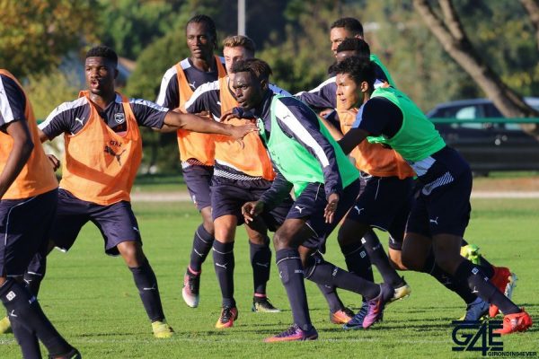 Groupe, Messie Biatoumoussoka, Corinus