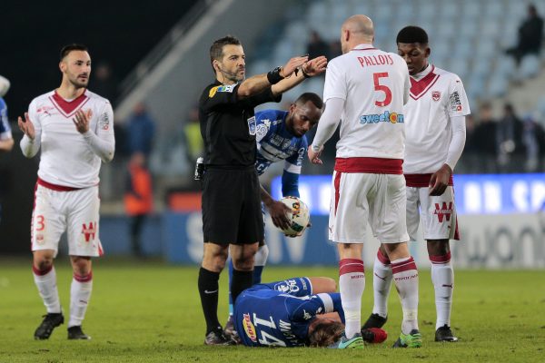 AFP PHOTO / PASCAL POCHARD-CASABIANCA