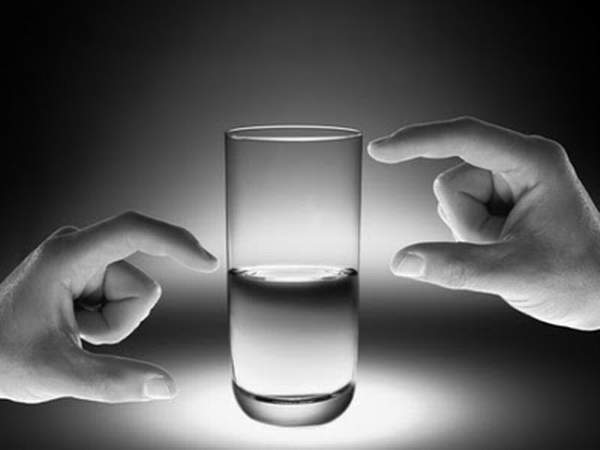 verre vide plein