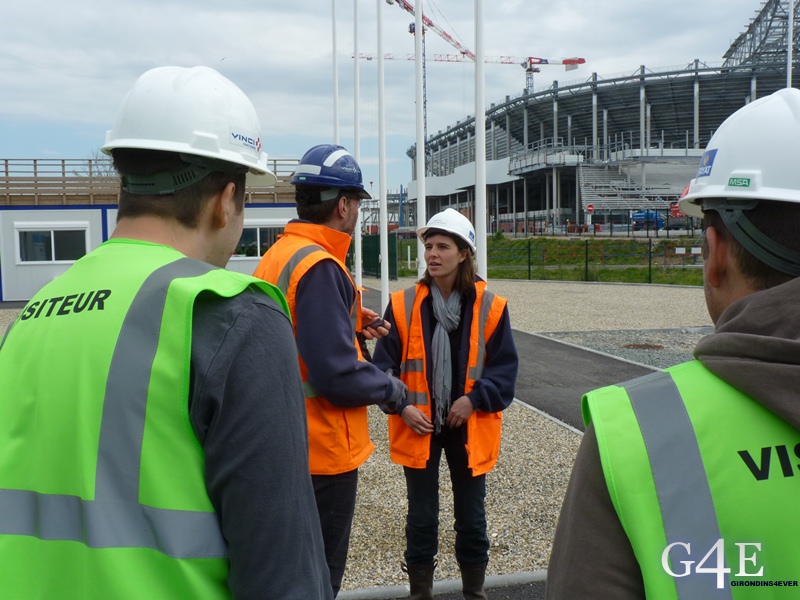 Chantier stade, discussion Marc Guerpin et Céline Cluzel