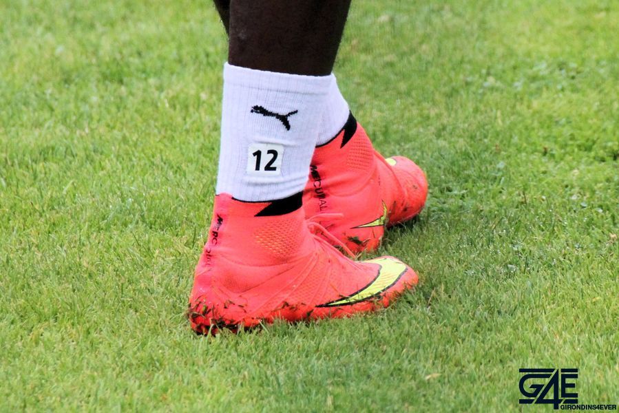 Chaussures d’Hadi Sacko