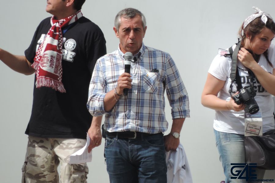 Alain Giresse, Place de la République avec les anciens joueurs (27)