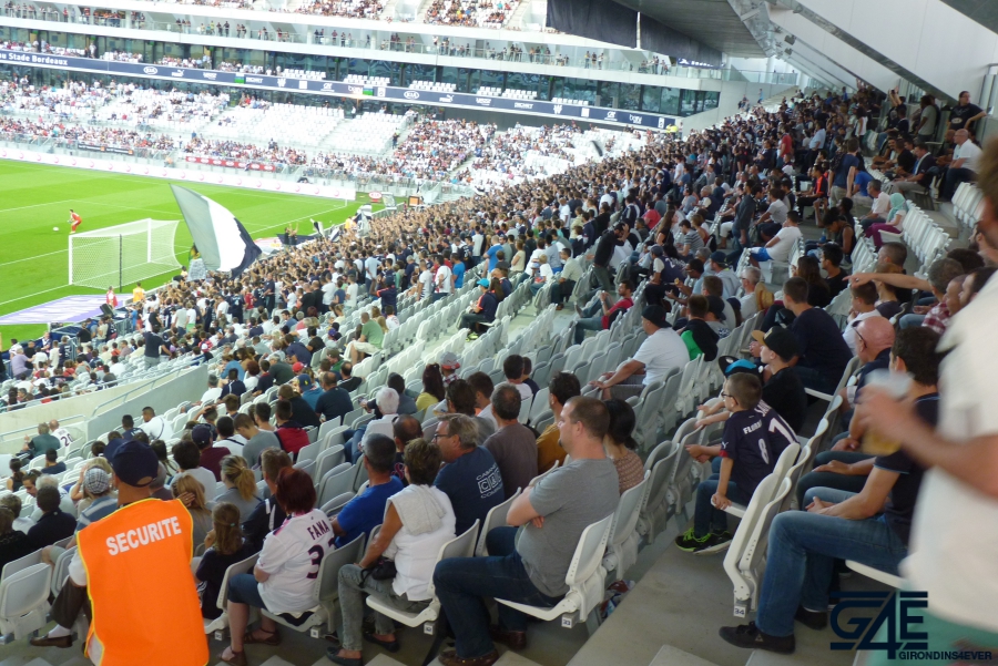 stade tribune ultras almaty