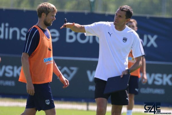 Gustavo Poyet et Jaroslav Plasil