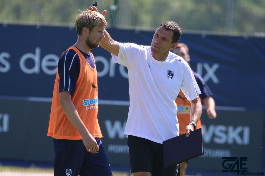 Gustavo Poyet et Jaroslav Plasil