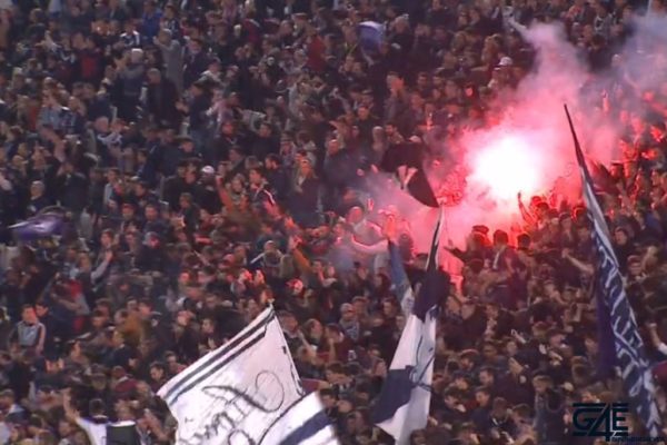 supporters fumigenes