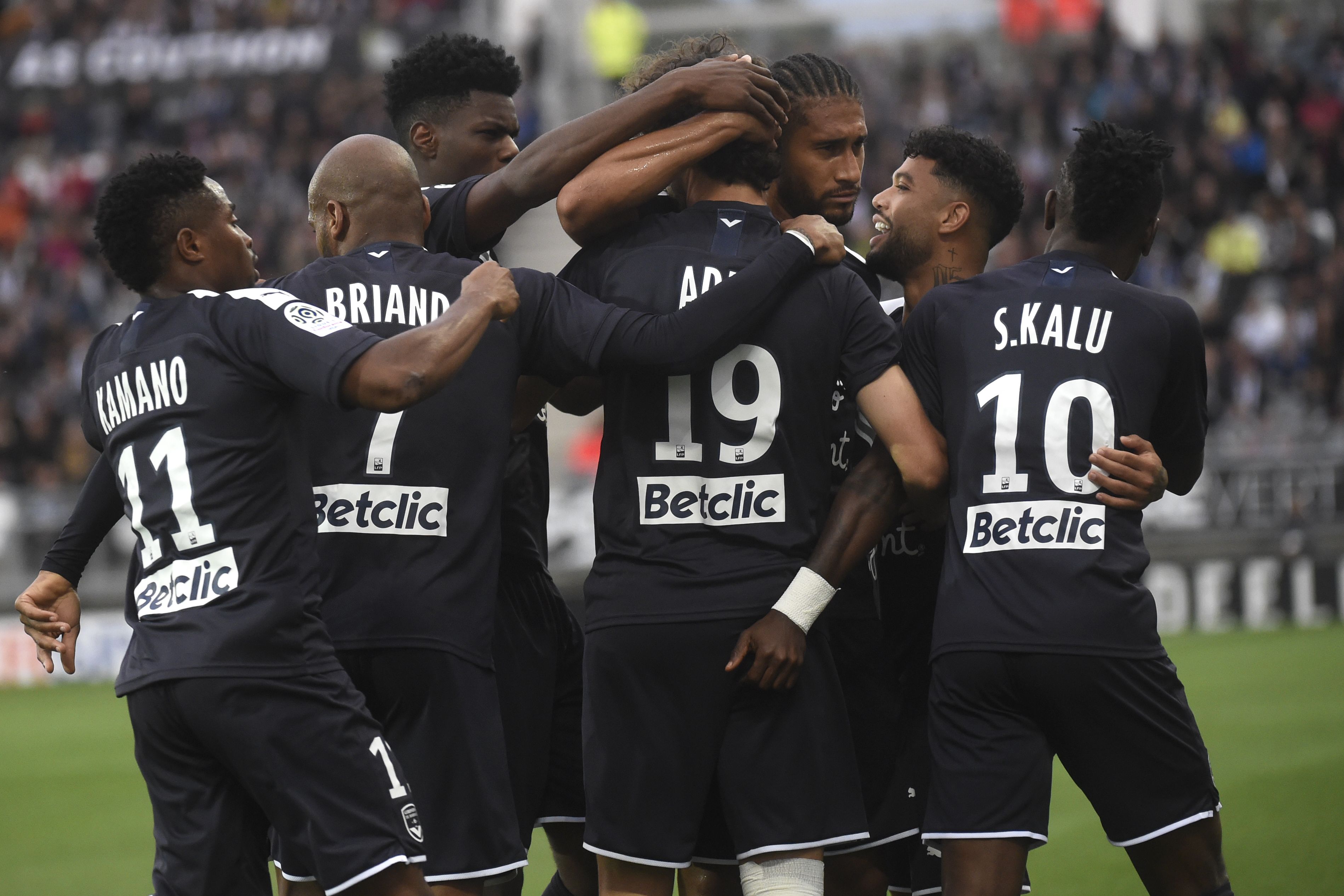 groupe victoire amiens Yacine Adli