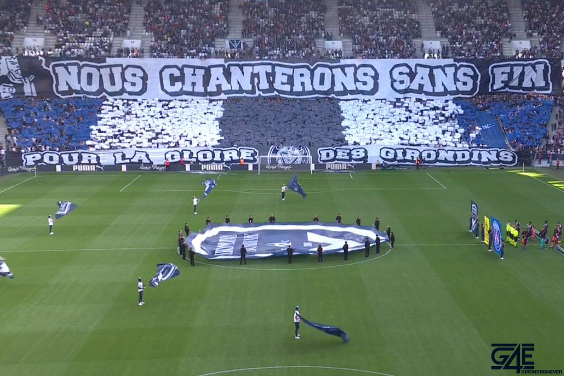 Virage Sud Supporters Ultramarines Tifo