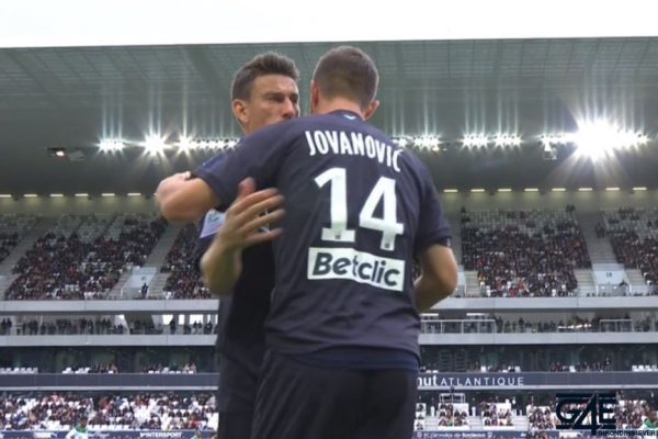 Laurent Koscielny et Vukasin Jovanovic