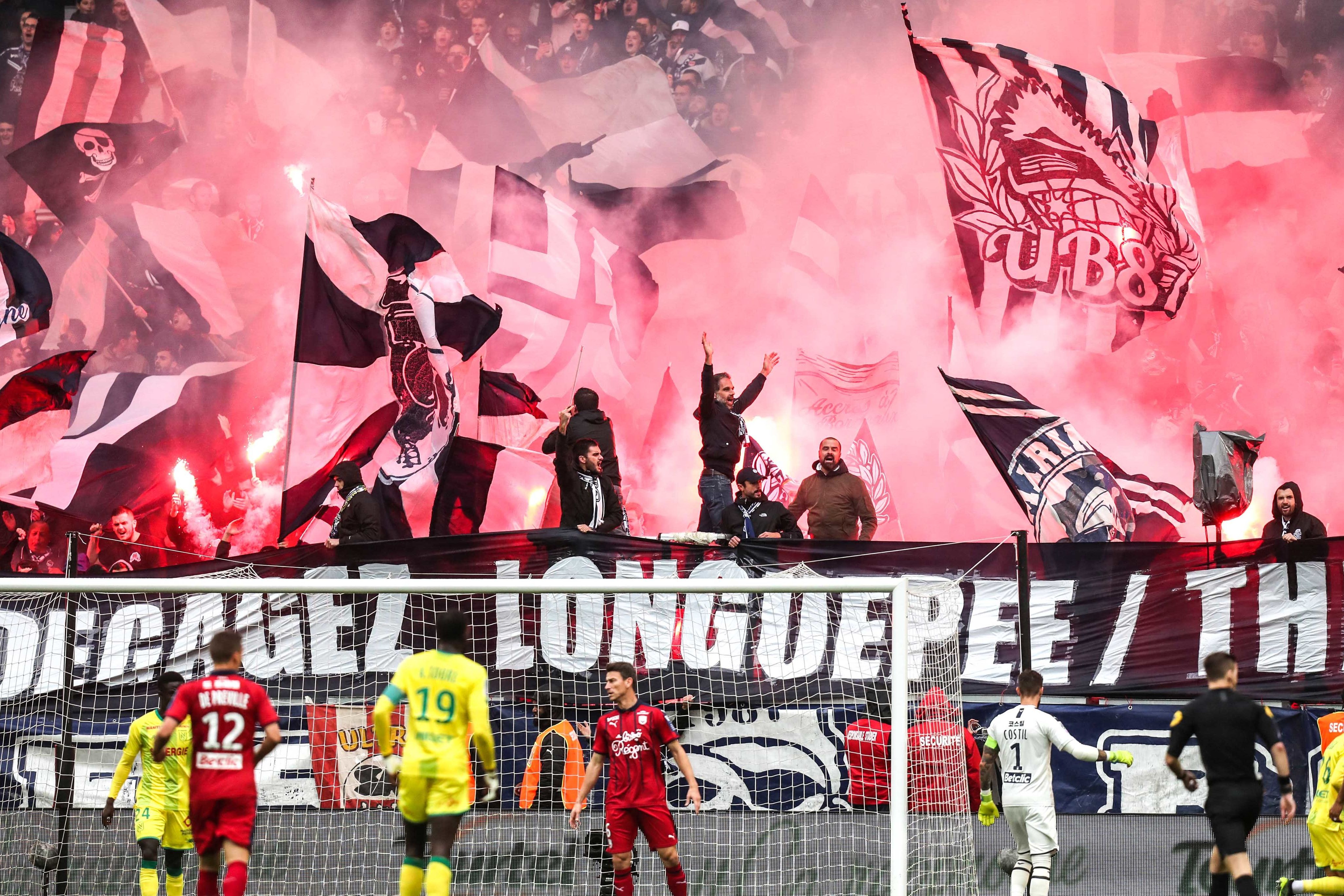 longuepee virage sud supporters démission